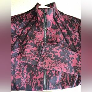 Lululemon - Size 12 - Define Jacket. Only worn a few times. Maroon and Black.